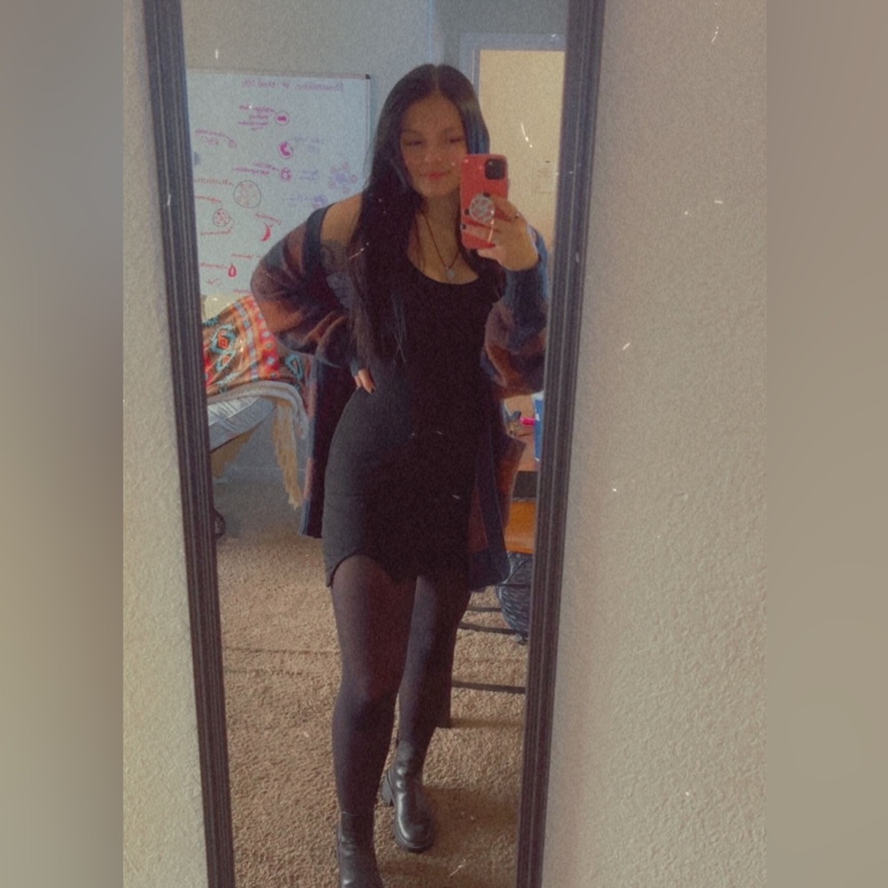 Meet your Posher, Ciera